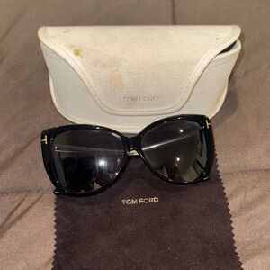 Tom Ford Elegant Black Sunglasses